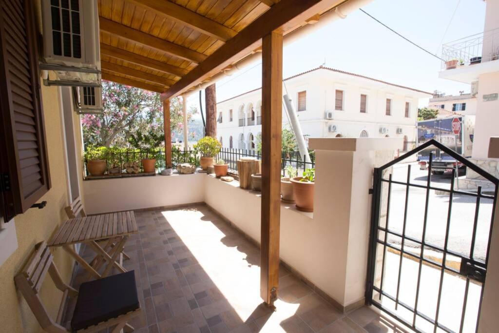 Kostas' House Argostoli Villa Exterior photo